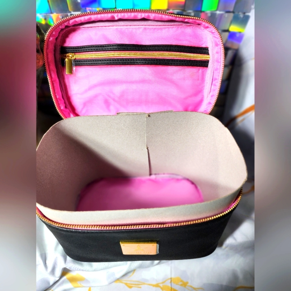 Jeffree Star Cosmetics Black & Pink Train Case Makeup Bag NEW - Picture 5 of 6
